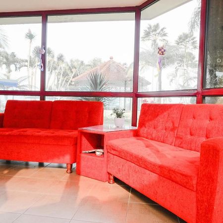 Oyo 803 Toetie Hotel Batu  Luaran gambar